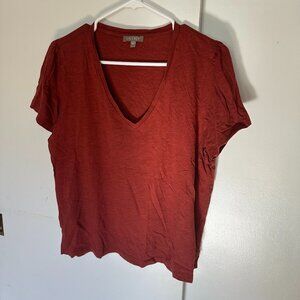 V Neck - Lilla P